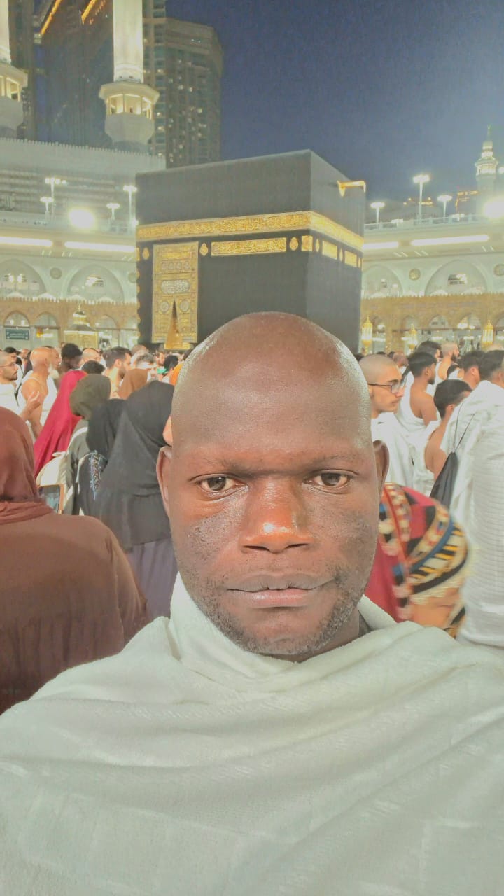 Ogoloro Presenter